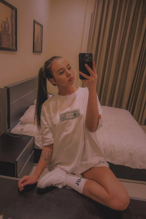 Escort girl Адель