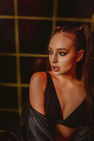 Escort girl Адель