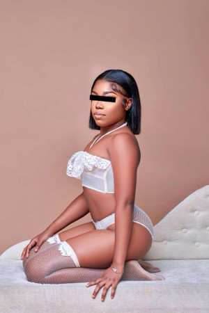 Escort girl AMINA 79672317102